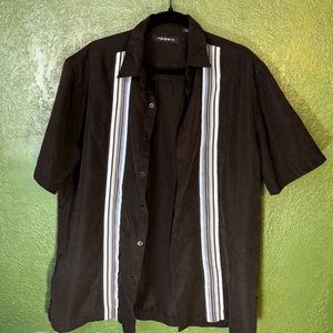 Medium Black 90s Button-down
